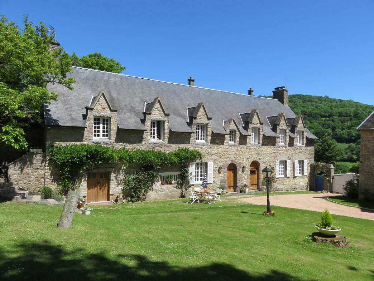 Le Manoir De Placy - Chambres D'Hotes Clécy Eksteriør bilde